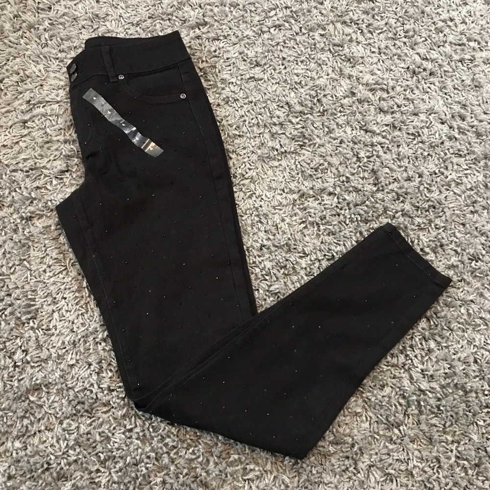 Soho High Waist Legging Jean 4 Rhinestones Black